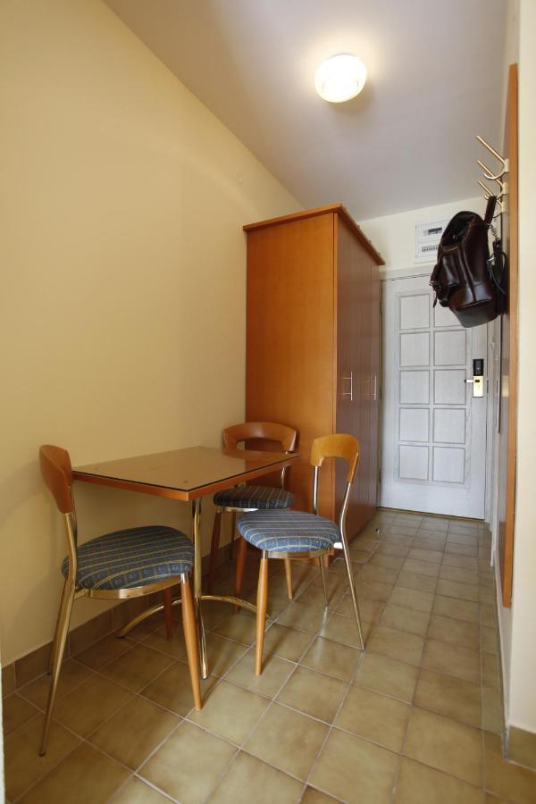 Apartment Perovic