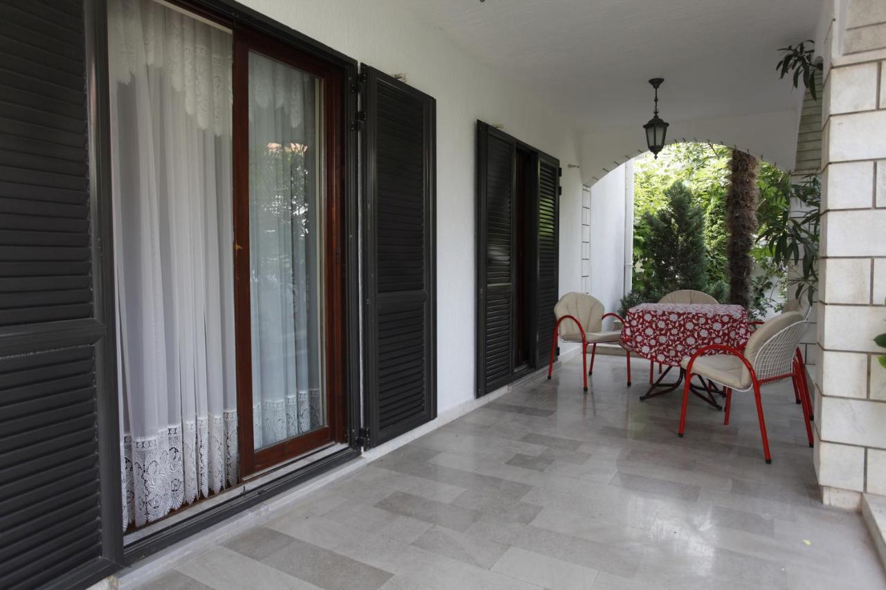 Apartment Perovic